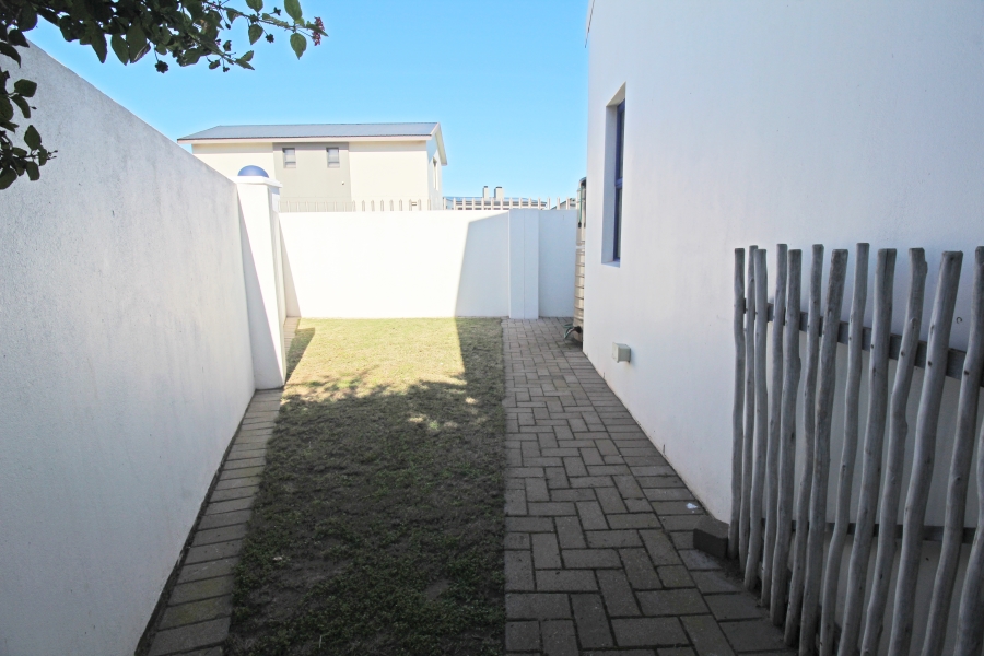 3 Bedroom Property for Sale in Blue Lagoon Western Cape